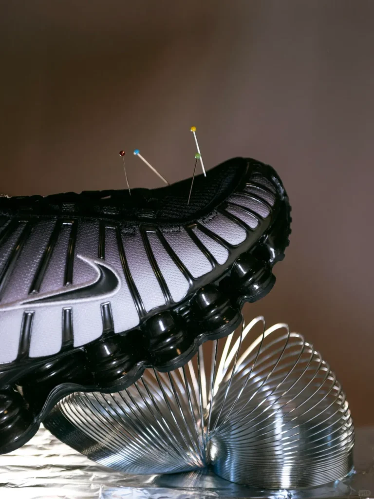 NIKE(ナイキ) SHOX(ショックス) ダサい？記事の画像