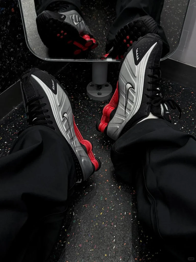 NIKE(ナイキ) SHOX(ショックス) ダサい？記事の画像