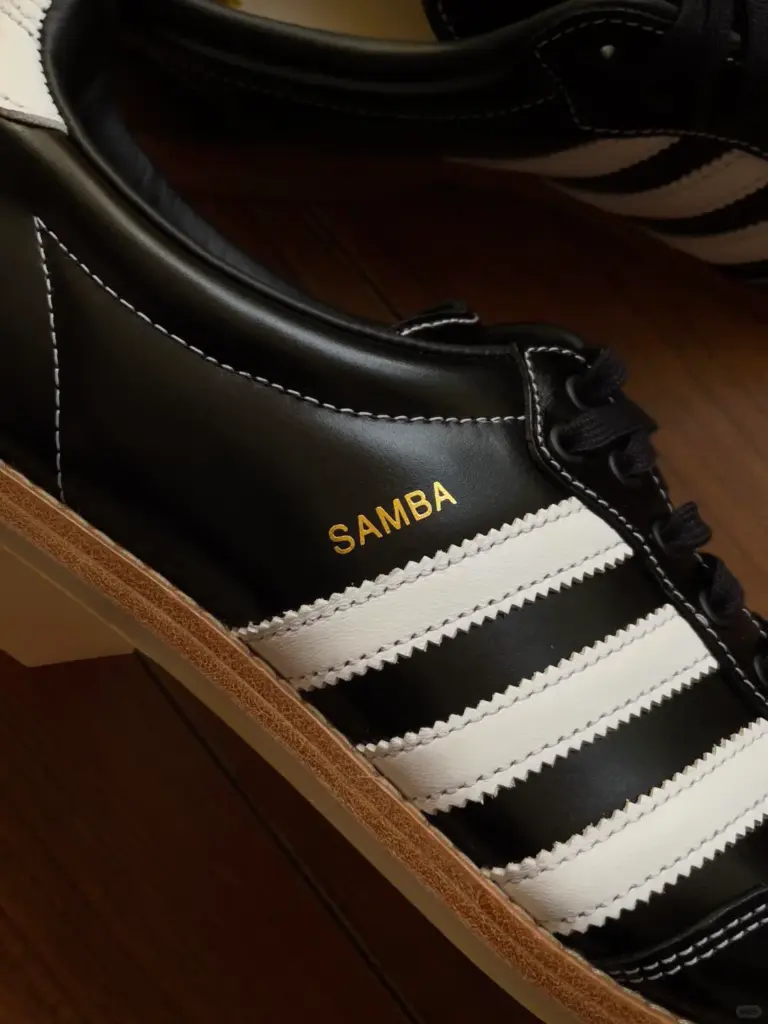 adidas(アディダス)のSAMBA(サンバ)はダサい？の画像