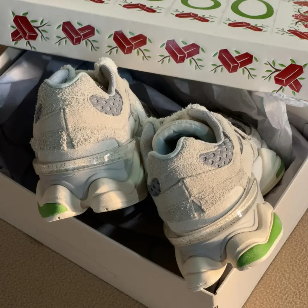 NEWBALANCE 9060の人気カラー・安く買える場所の画像2