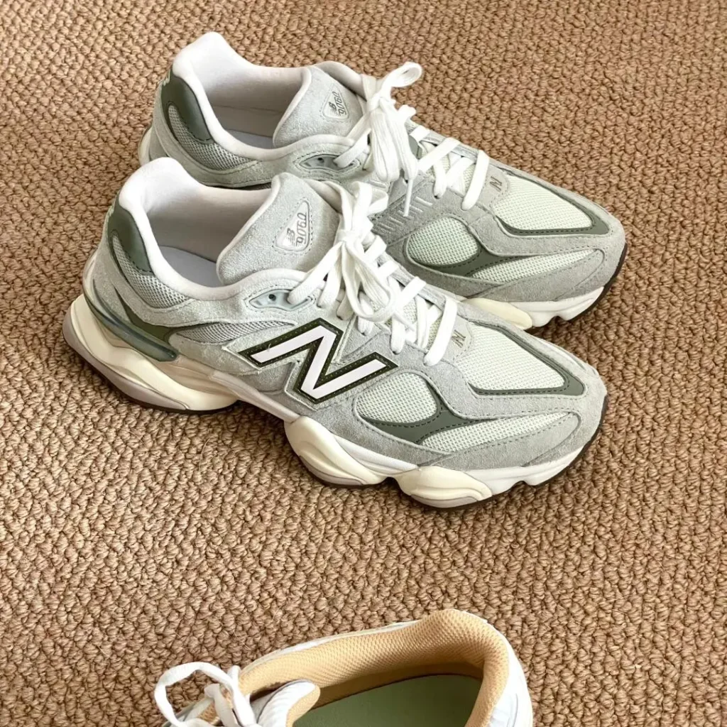 NEWBALANCE 9060の人気カラー・安く買える場所の画像9
