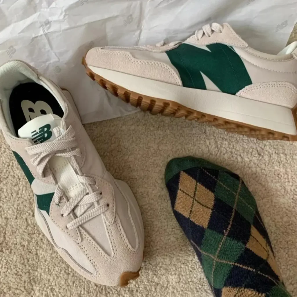 NEWBALANCEのMS327の履き心地の画像3