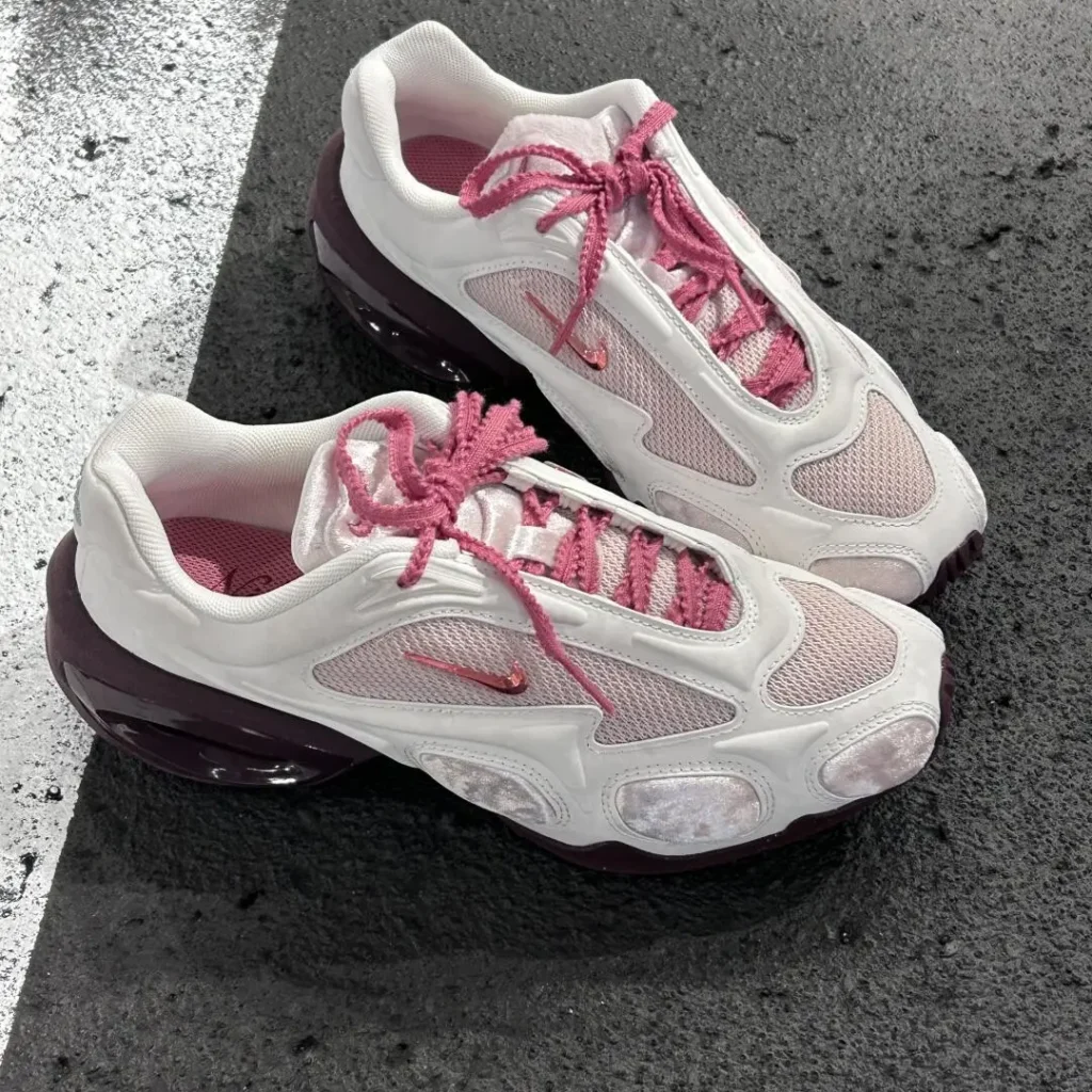 NIKE AIRMAXMUSEのサイズ感の画像3