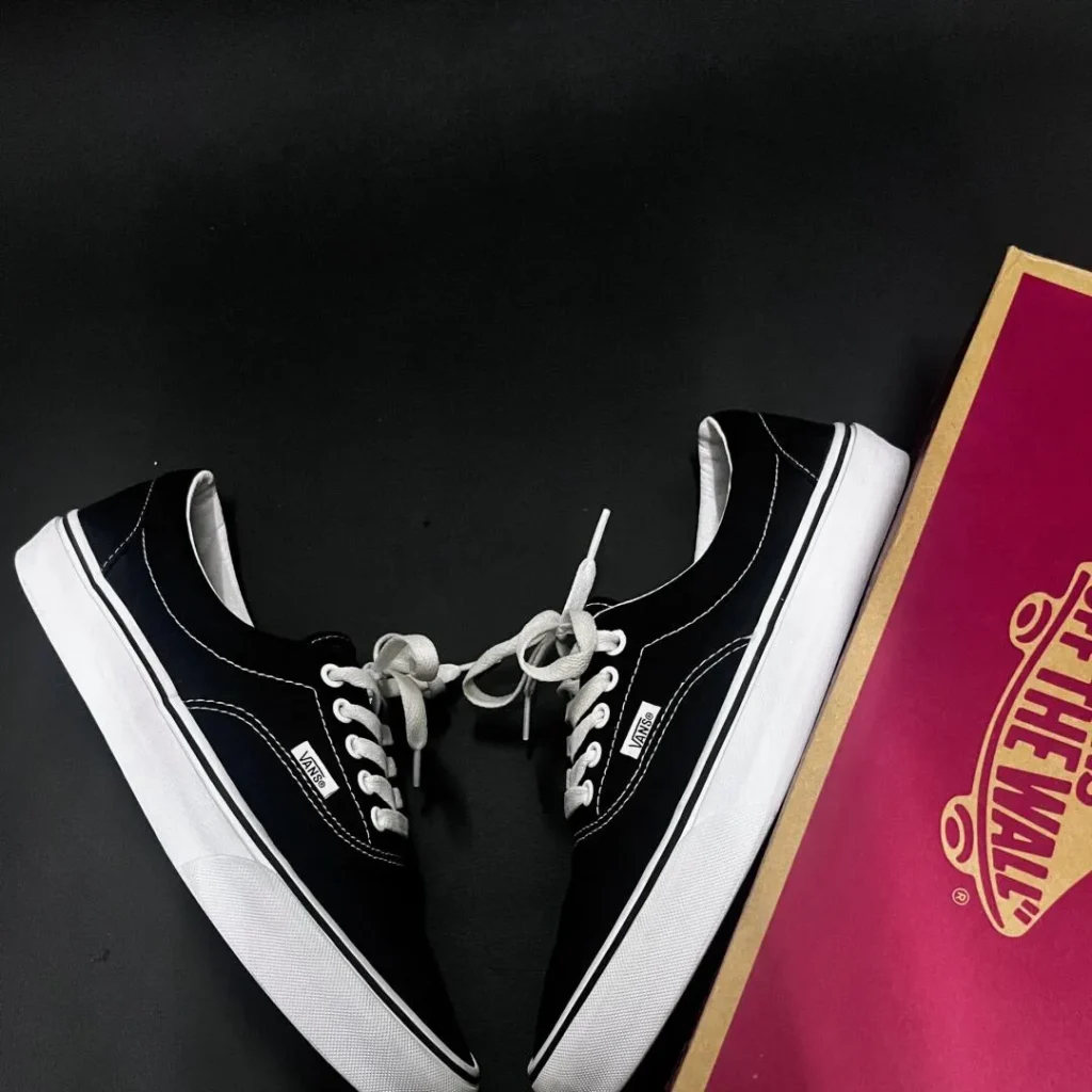 VANS(ヴァンズ) ERA(エラ) サイズ感の画像1