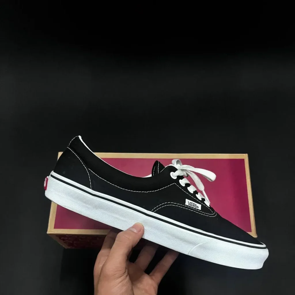 VANS(ヴァンズ) ERA(エラ) サイズ感の画像2