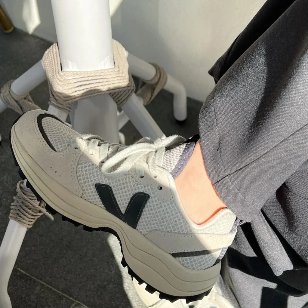 VEJA(ヴェジャ)VENTURI(ヴェンチュリ) サイズ感の画像1