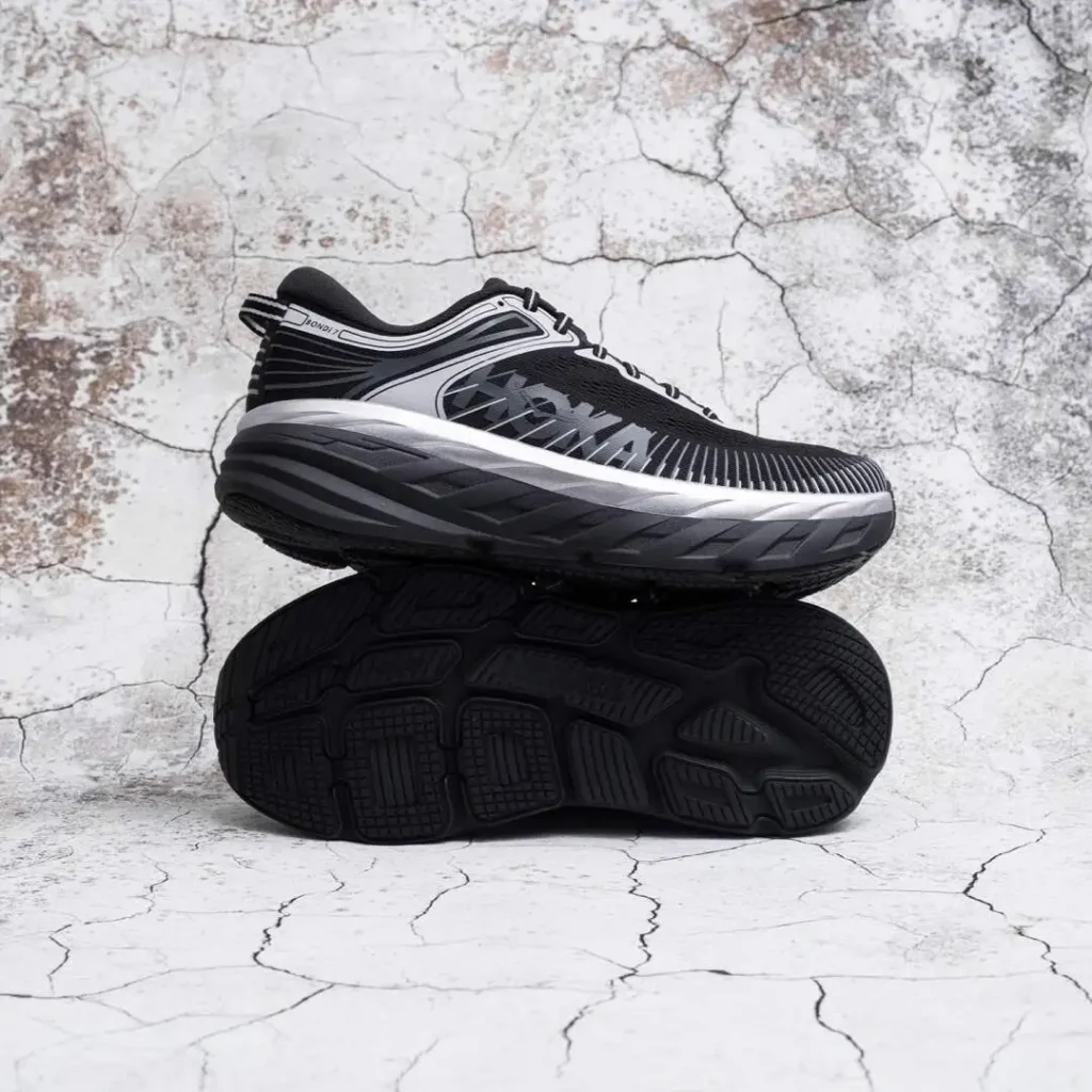 HOKA(ホカ) BONDI7(ボンダイ7)のダサい？画像2