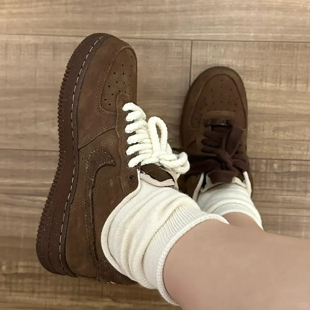 NIKE(ナイキ) AIRFOCE1(エアフォースワン)の人気カラーの画像4