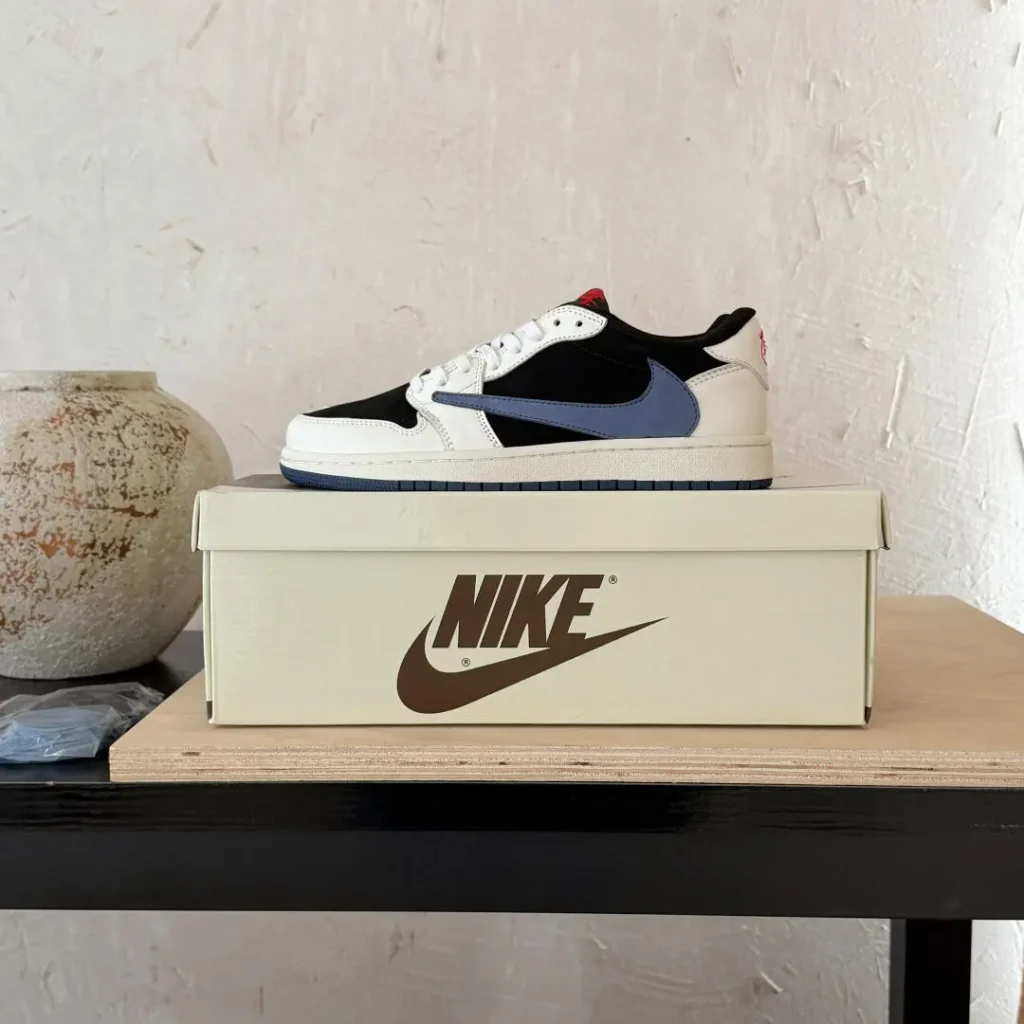 NIKE(ナイキ) DunkLow(ダンクLow)のサイズ感画像6