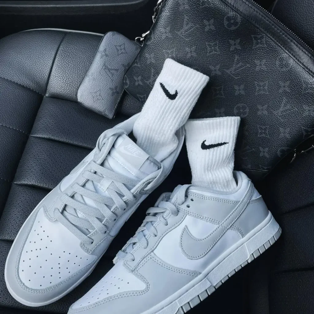 NIKE(ナイキ) DunkLow(ダンクLow)の人気カラー画像4