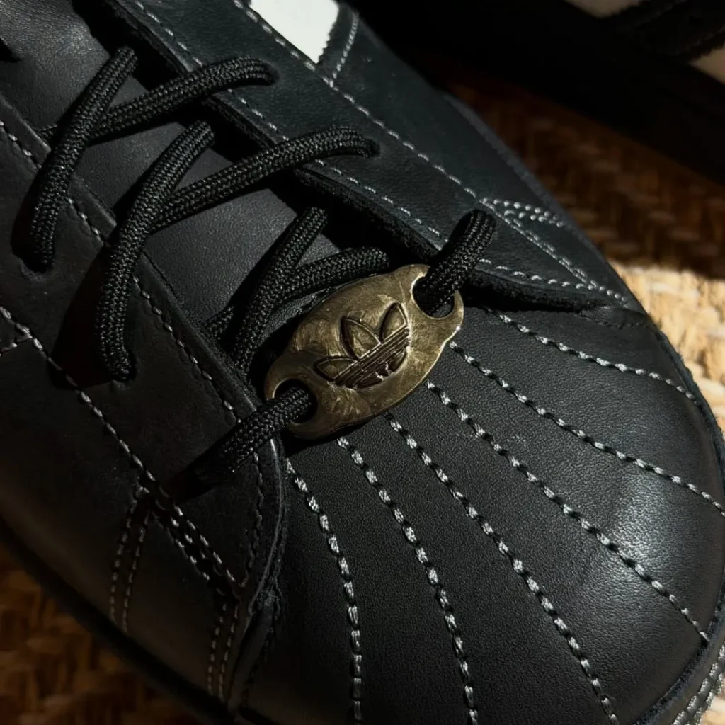 adidas(アディダス) SurperStar2(スーパースター2)の違い画像