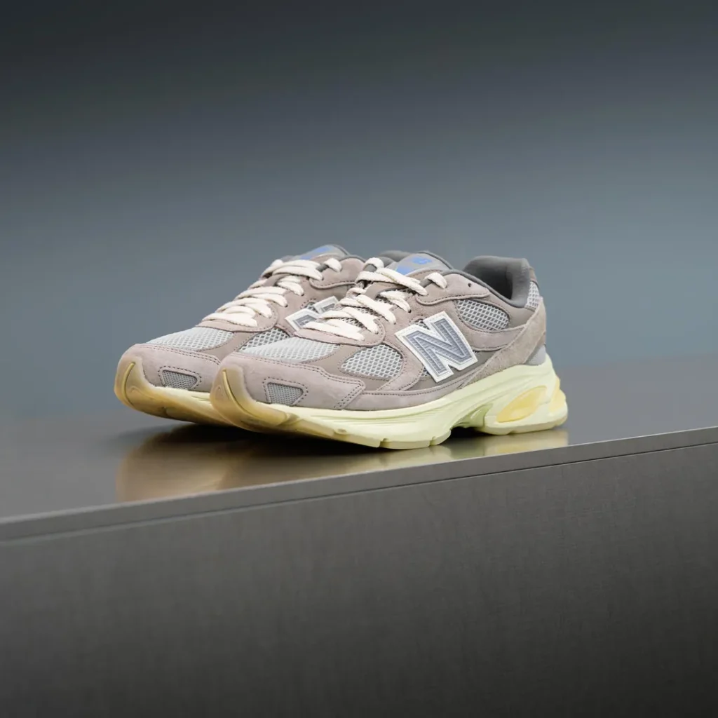 NEWBALANCE(ニューバランス) U2010のダサい画像2
