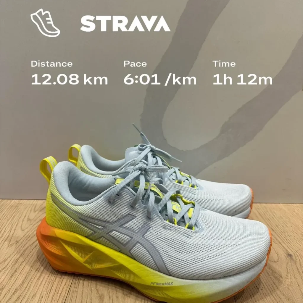 ASICS(アシックス) NOVABLAST 5の無印かワイド画像4