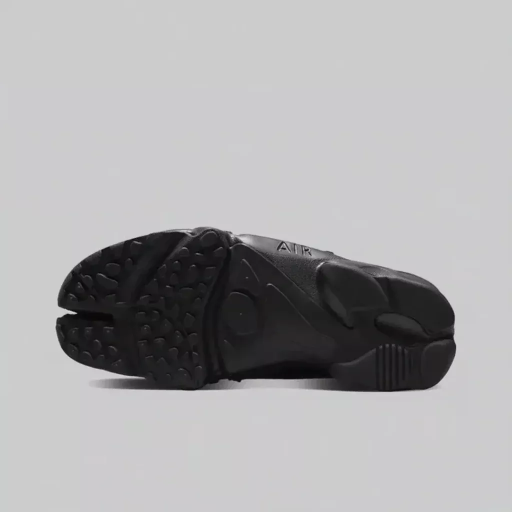 NIKE(ナイキ) AIR RIFT(エアリフト)のサイズ感画像1