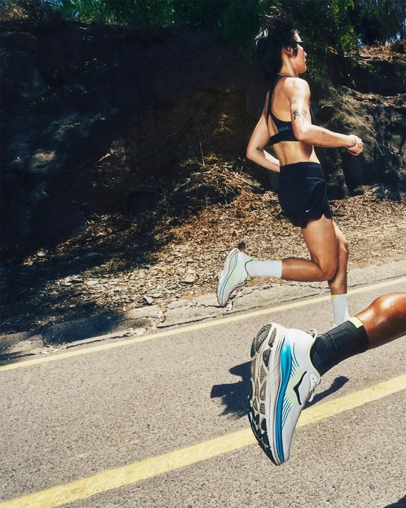 HOKA(ホカ) CLIFTON 11(クリフトン11)のクリフトン10との違い画像1
