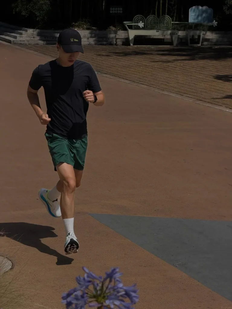 HOKA(ホカ) CLIFTON 11(クリフトン11)のクリフトン10との違い画像4