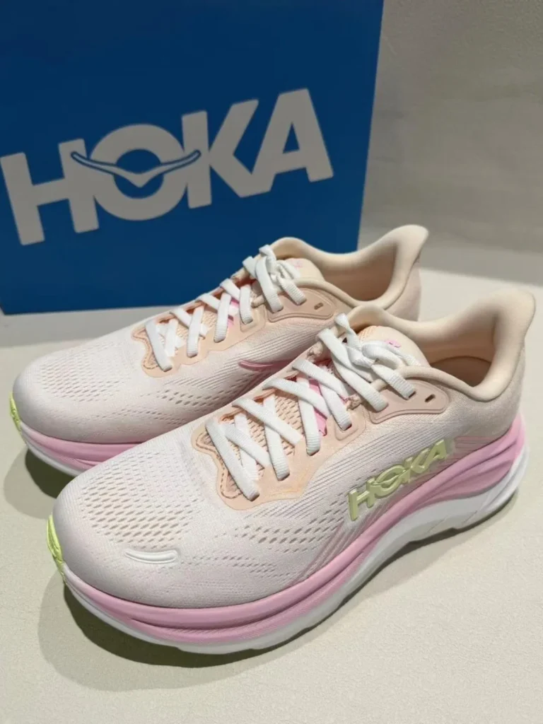 HOKA(ホカ) CLIFTON 11(クリフトン11)のダサい？画像1