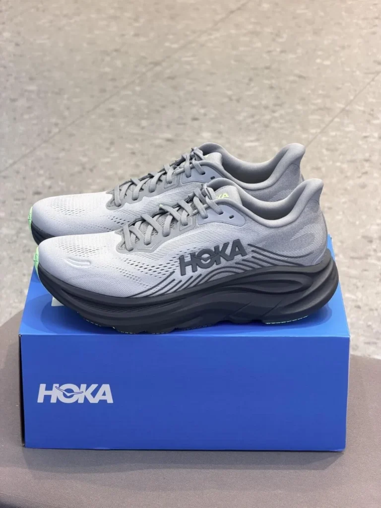 HOKA(ホカ) CLIFTON 11(クリフトン11)のダサい？画像7