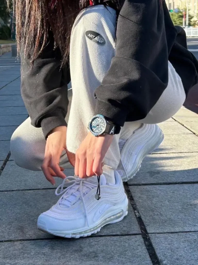 NIKE(ナイキ) AIRMAX 97(エアマックス97)のサイズ感画像3