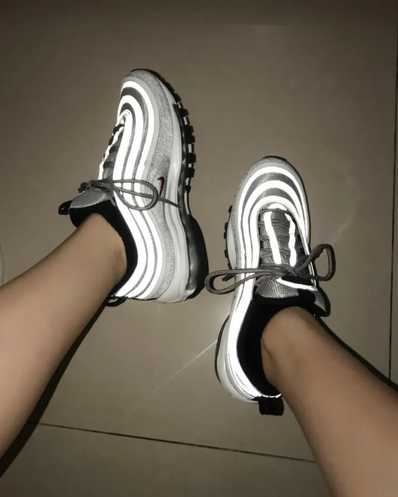 NIKE(ナイキ) AIRMAX 97(エアマックス97)のダサい？画像2
