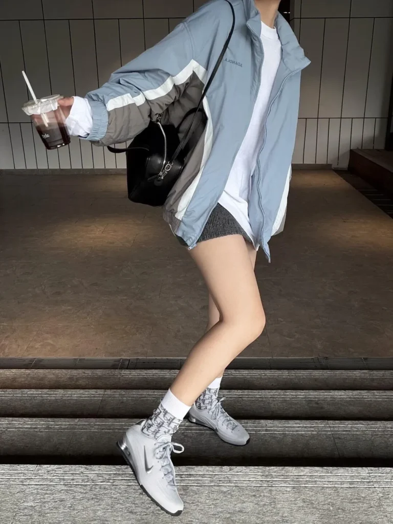 NIKE(ナイキ) SHOX(ショックス)のコーデ画像6