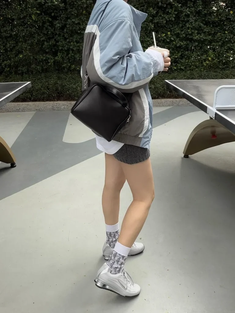 NIKE(ナイキ) SHOX(ショックス)のコーデ画像8