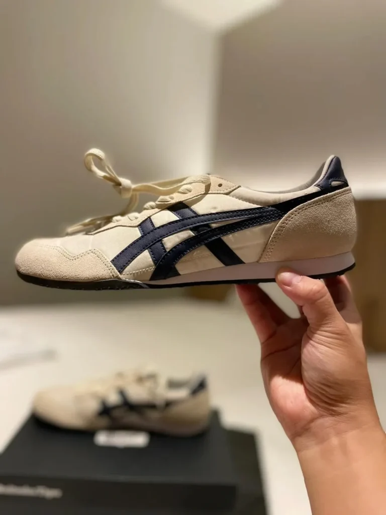 Onitsuka Tiger(オニツカタイガー) SERRANO(セラーノ)のメキシコ66との違い画像1