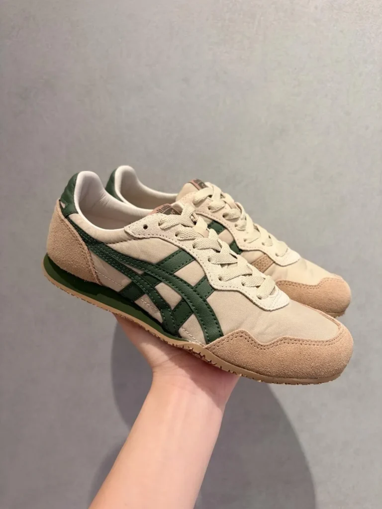 Onitsuka Tiger(オニツカタイガー) SERRANO(セラーノ)の人気カラー画像6